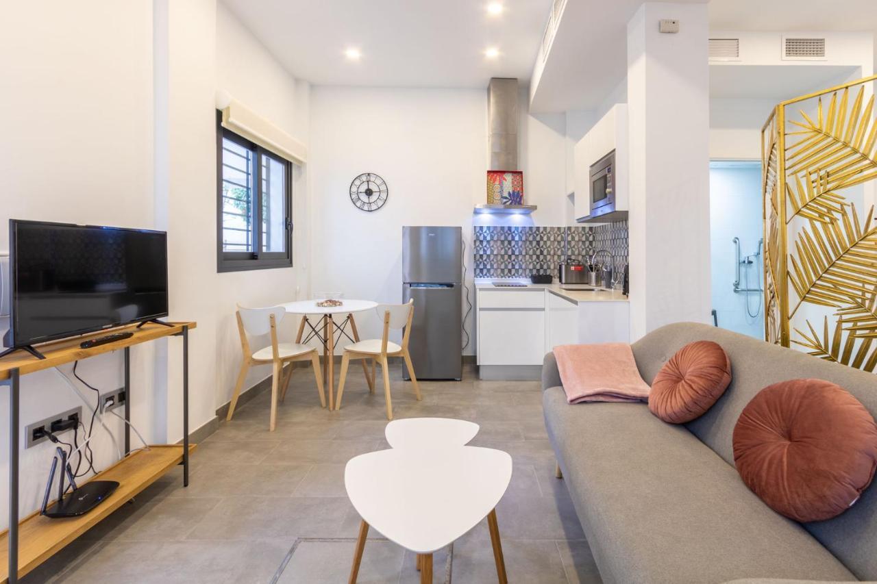 Nine O'Clock Castellar By Valcambre Apartamento Sevilha Exterior foto